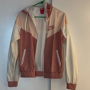 COPY - Nike windbreaker